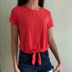 ⭐️Red tied tee